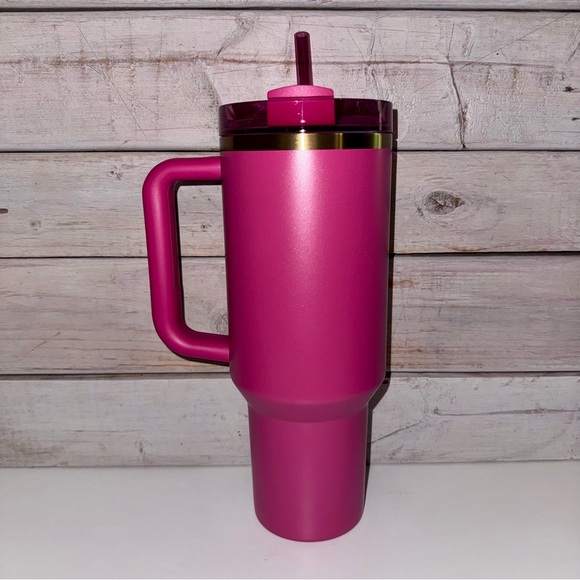 Stanley x Starbucks 40oz Quencher Tumbler Winter Berry Glitter & Gold NWT - Picture 4 of 10